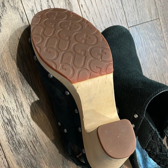 UGG clogs - Picture 7 of 8